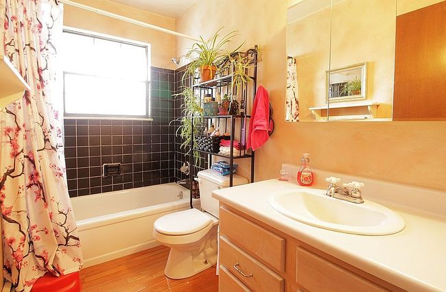 Image of 84 S Washington St