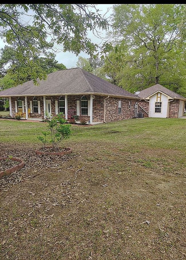 Image of 6104 Oakwood Dr