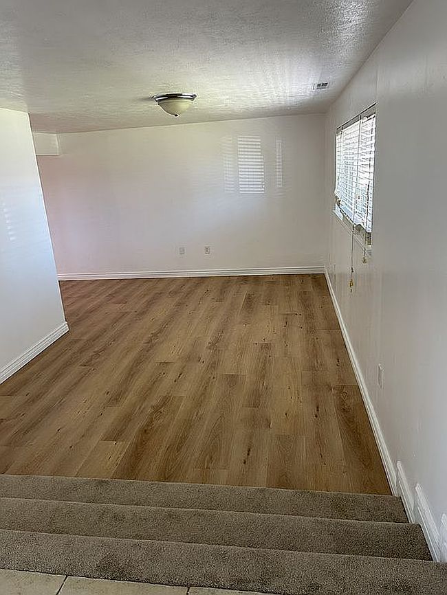 Preview of property located at 1972 W 600 S