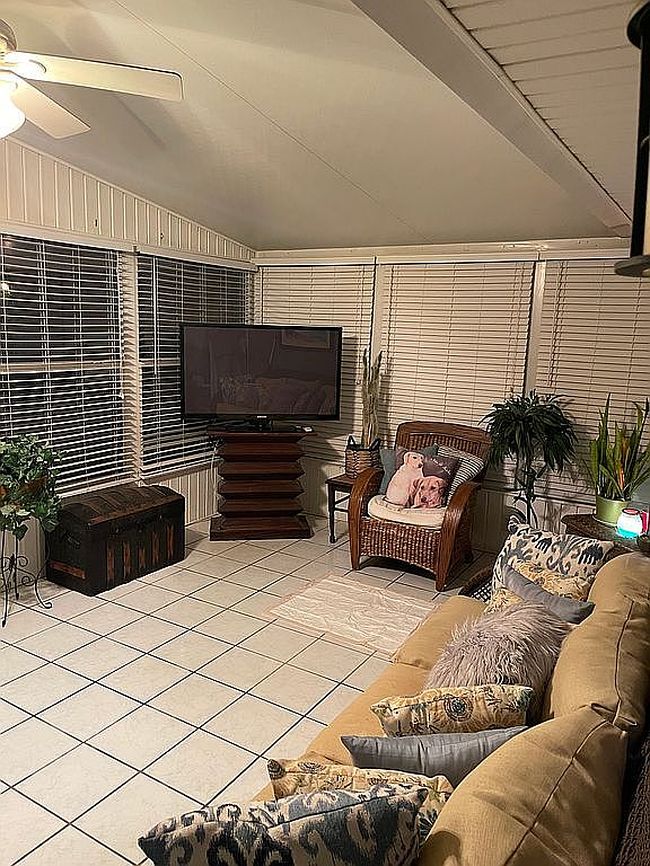 Image of 1639 Yellow Brick Rd
