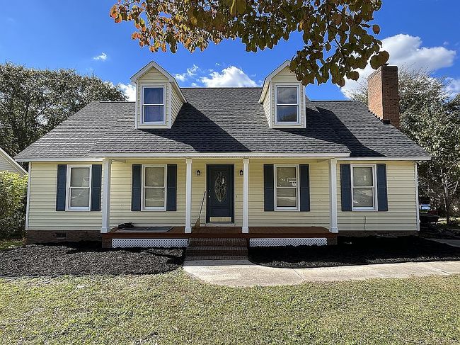 Image of 121 Pin Oak Ct