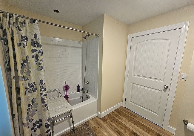Photo of 595 Main St, Lincoln, ME