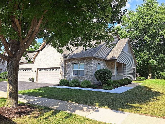Photo of 1670 Overlook Dr, Dixon, IL