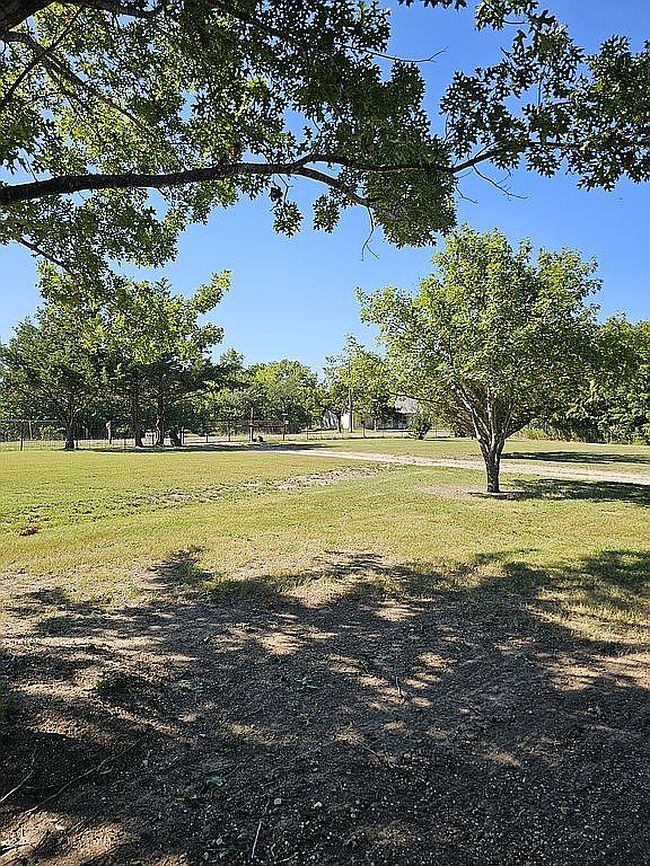 Photo of 7951 County Road 2582, Royse City, TX