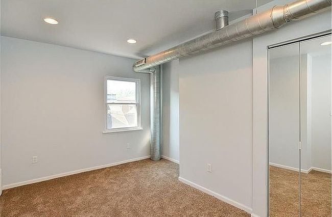 Photo of 4070 Howley St Apt 2, Pittsburgh, PA