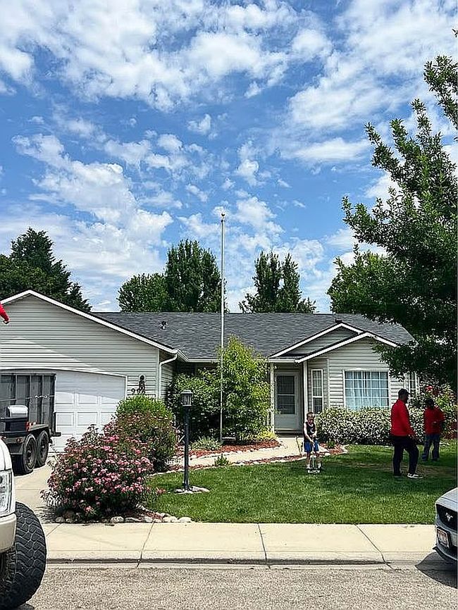 Photo of 998 W Verbena Dr, Meridian, ID