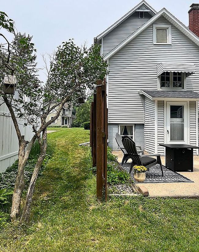 Image of 42 Westwood St