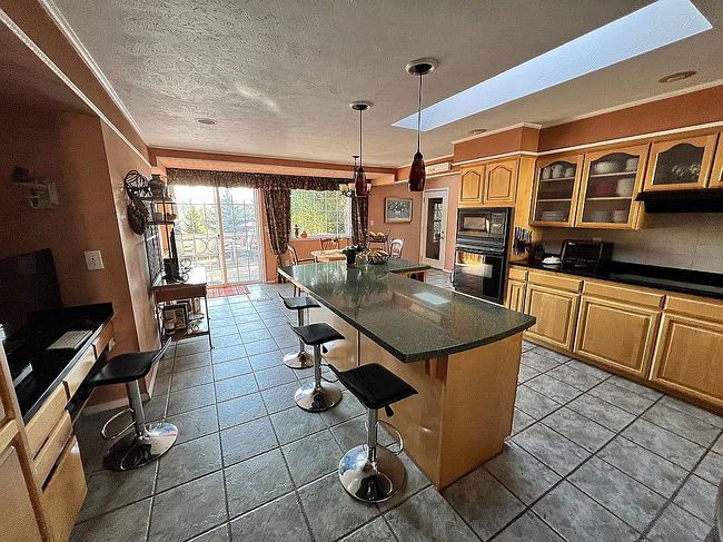 Additional photo 3 of property located at 1703 W 25th Ave