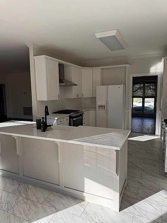 Preview of property located at 3269 W Hampton Pointe Dr