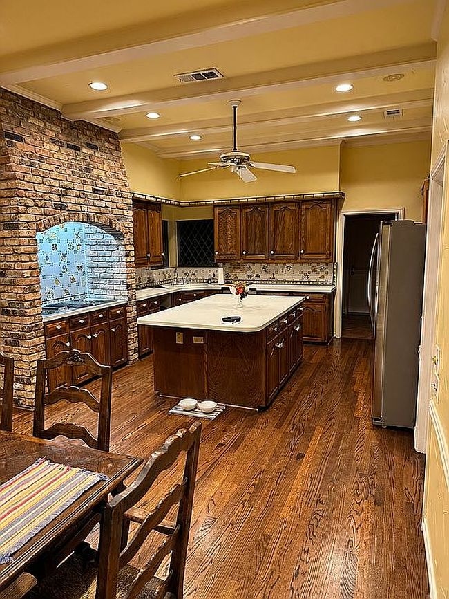 Image of 7609 Windmill Ln