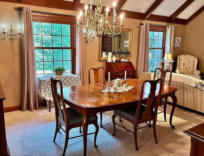 Additional photo 3 of property located at 3556 Oaklane Dr