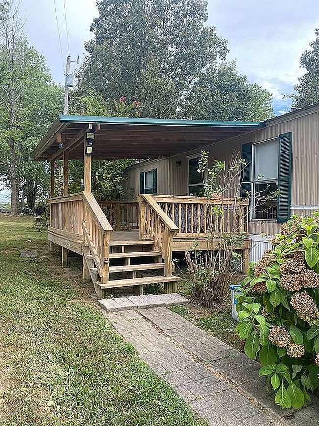 Photo of 995 Jake Dukes Rd