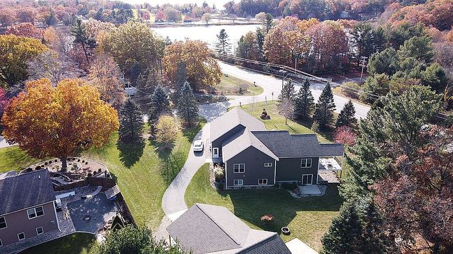 Image of 1398 N Lakeshore Dr