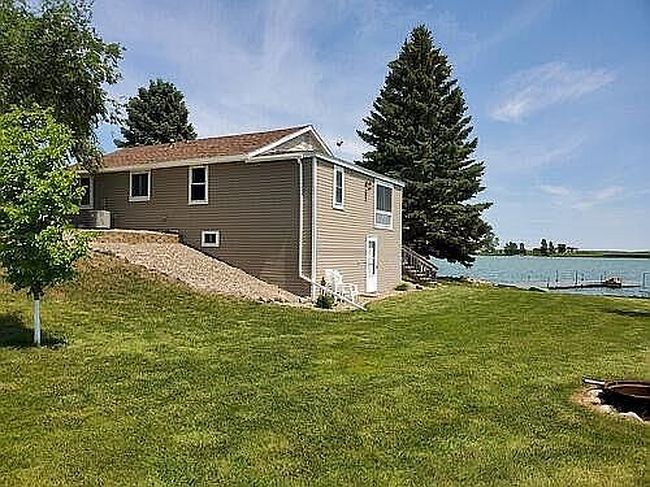 Image of 100 Shoreline Dr S
