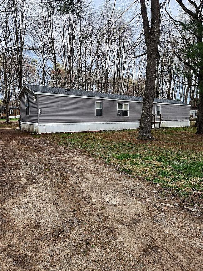 Additional photo 1 of property located at 13 John St