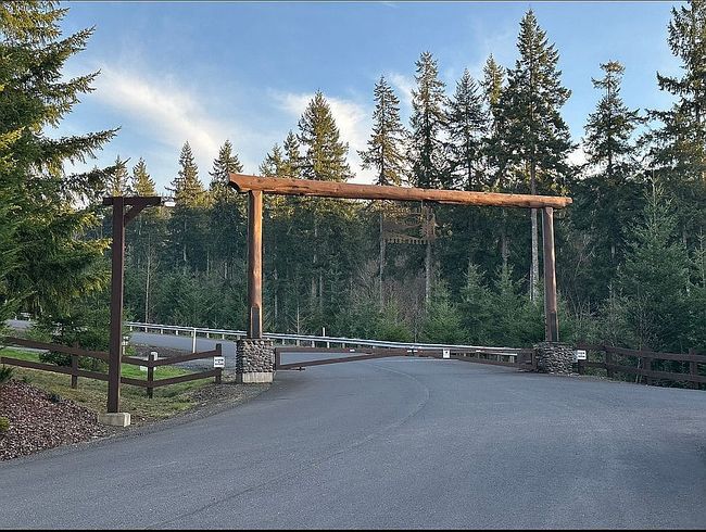 Photo of 1185 Thimbleberry Dr, Castle Rock, WA