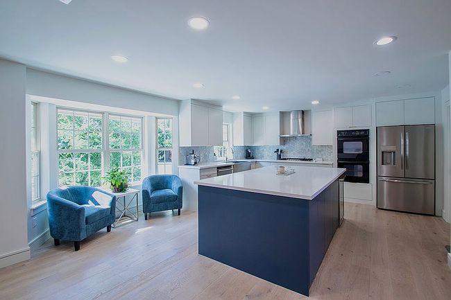 Additional photo 3 of property located at 9750 S Granite Ave