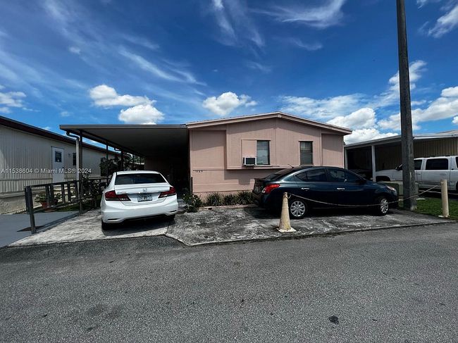 Preview of property located at 11211 Nw 6th St