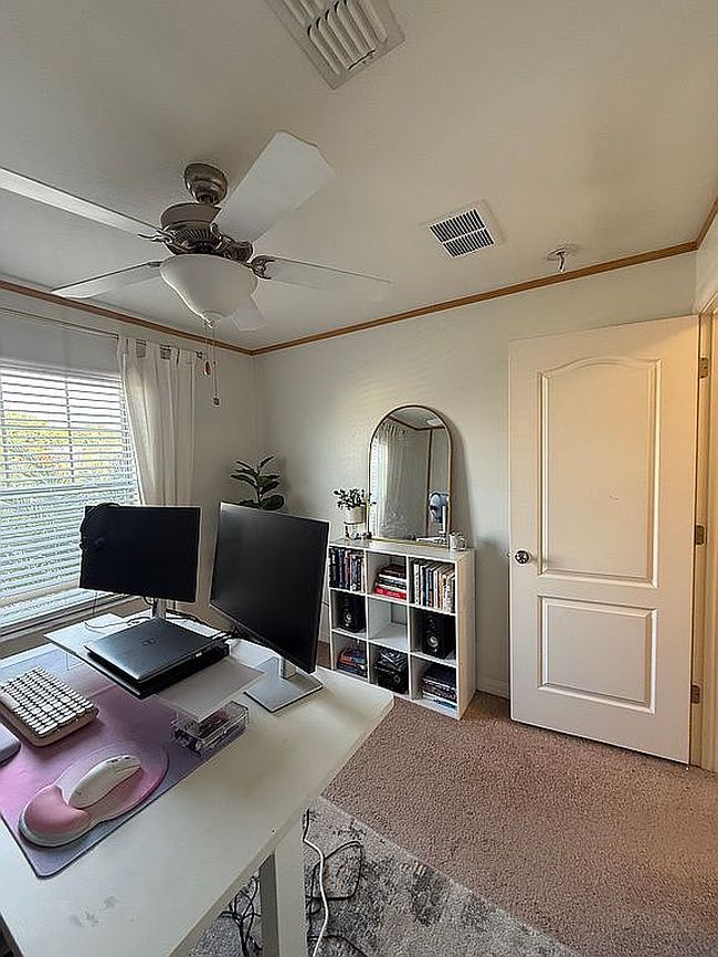 Image of 2411 Willimette Dr