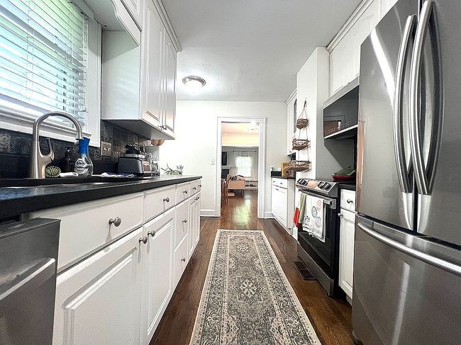 Image of 125 E 70th St