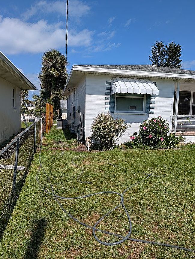 Image of 836 N Grandview Ave