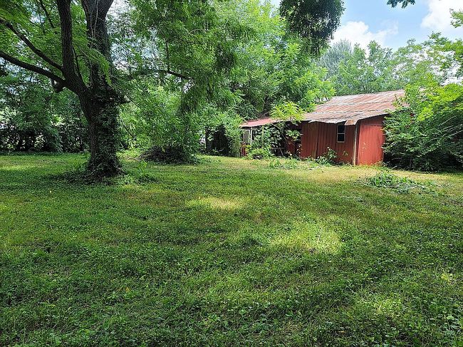 Additional photo 3 of property located at 206 Fairview Ave