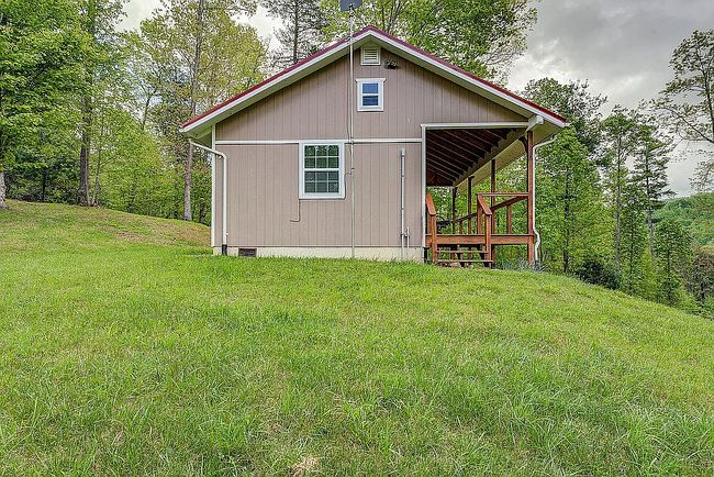 Image of 994 Fairview Rd