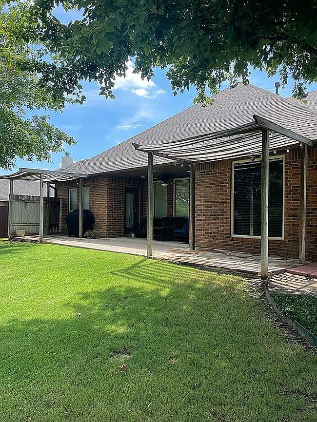 Photo of 2301 Mount Vernon Rd, Enid, OK
