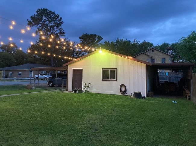 Photo of 3222 North Ave, Needville, TX