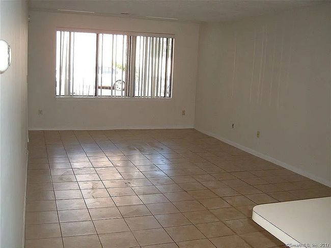 Photo of 463 Whalley Ave Apt O, New Haven, CT