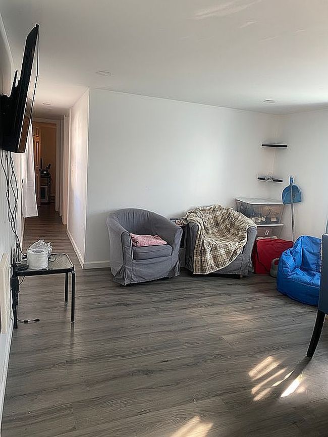 Image of 109 Elm St
