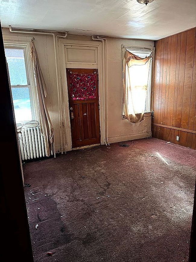 Image of 612-614 Evans Ave