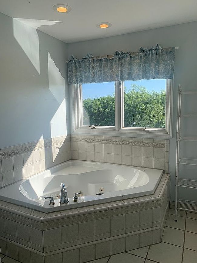 Image of 136 Stacy Dr