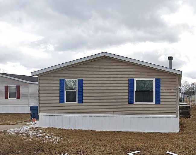 Image of 3415 Creekside Blvd