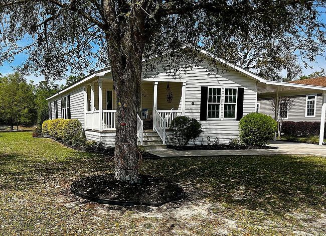Image of 427 Nw Turnberry Dr