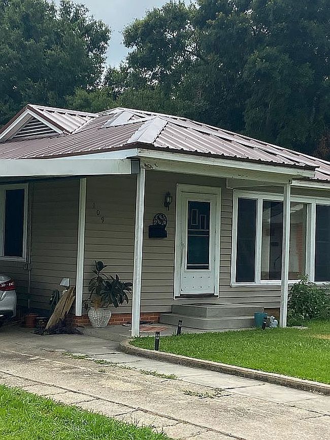 Image of 109 Clay St