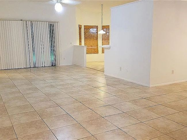 Image of 1524 Crawford Dr