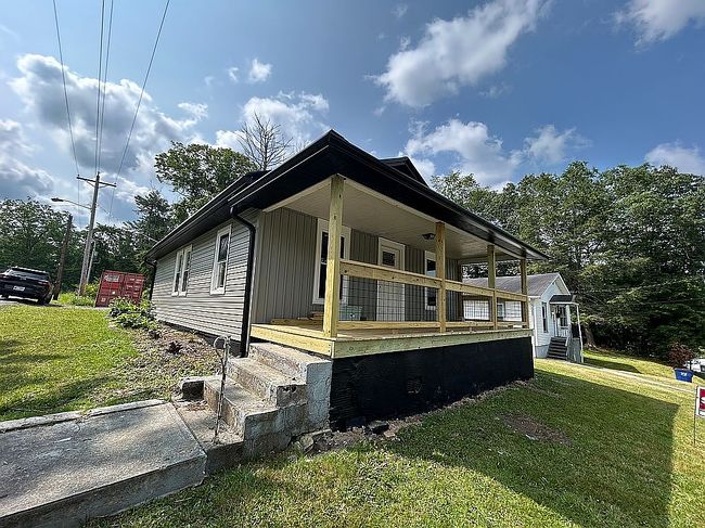 222 Grove Ave, Beckley, WV
