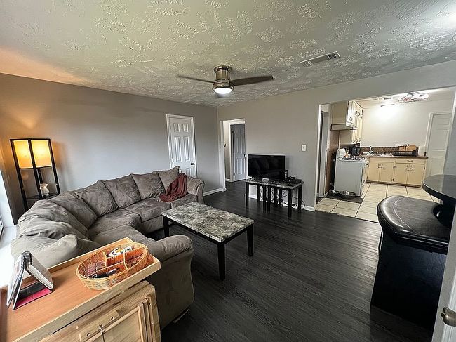 Photo of 3721 Avalon Ave