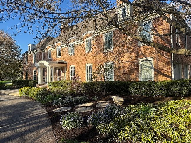 Photo of 568 Plymouth Dr, Inverness, IL