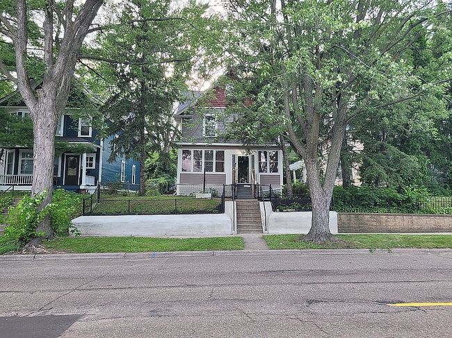 Photo of 1123 Edgerton St, Saint Paul, MN