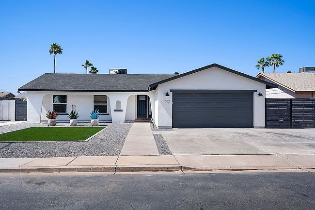 Image of 652 W Pantera Ave