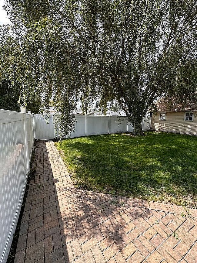 Photo of 705 West Ave, Holdrege, NE