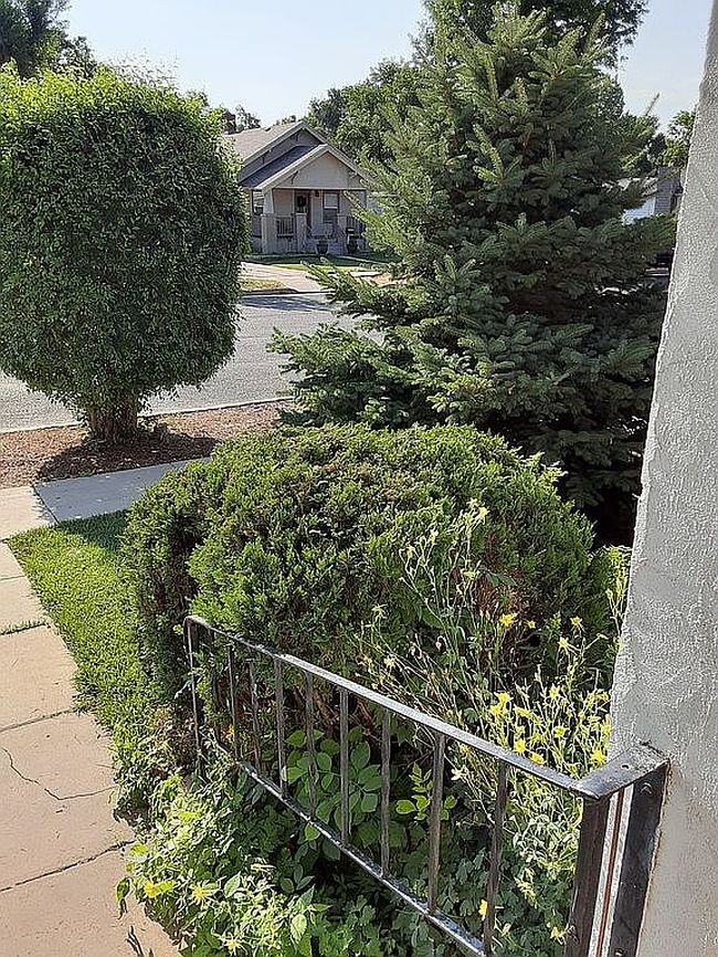 Image of 725 Lake St