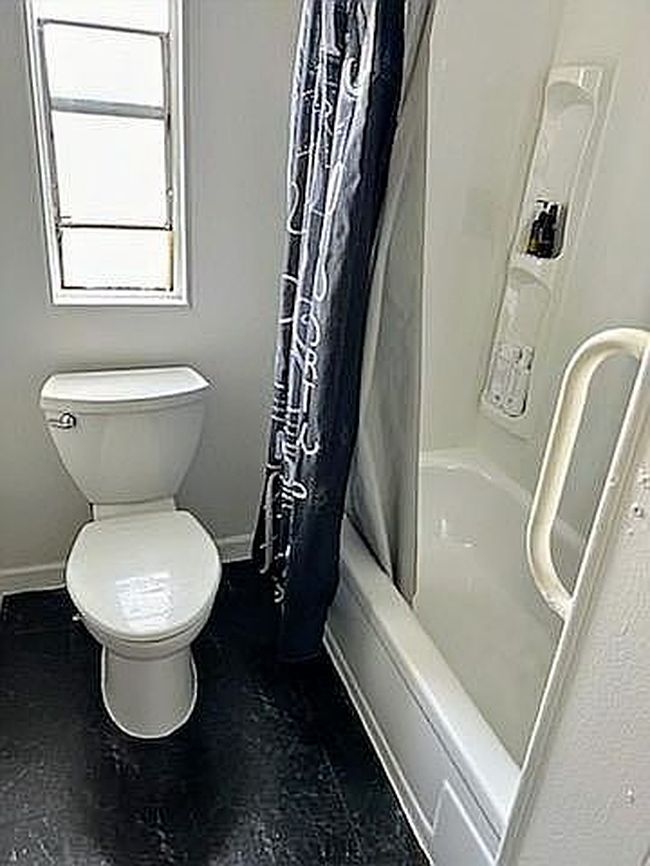 Preview of property located at 2640 W Diamond St #16