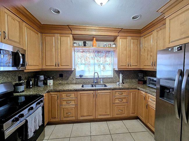 Image of 2351 Nw 29th St