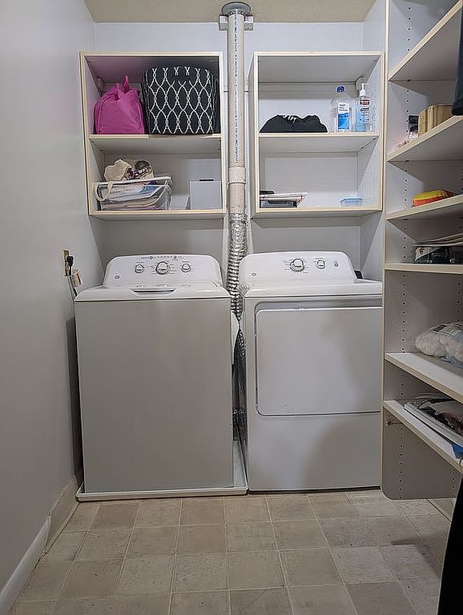 Image of 1935 Gardiner Ln Apt E79