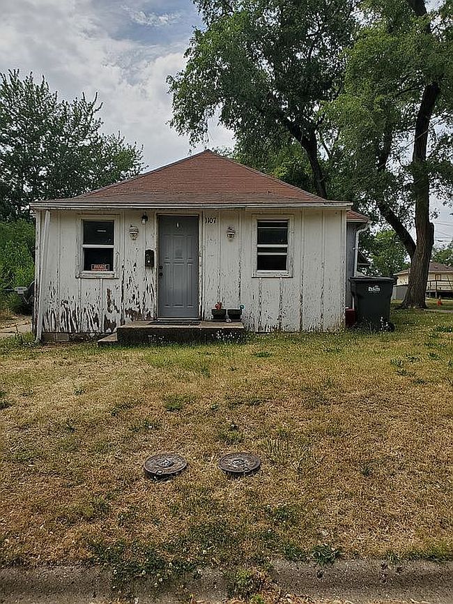 Image of 1107 Dell Ave