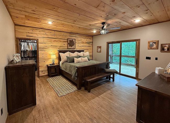 Photo of 40 Dryad Ct, Ellijay, GA