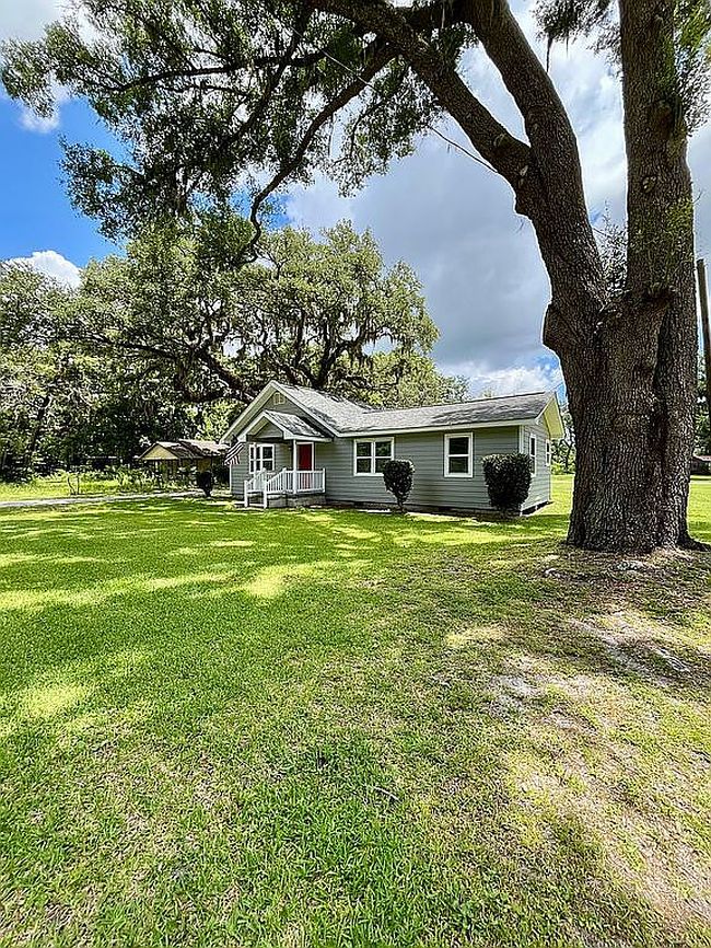Photo of 966 Old Jesup Rd, Brunswick, GA
